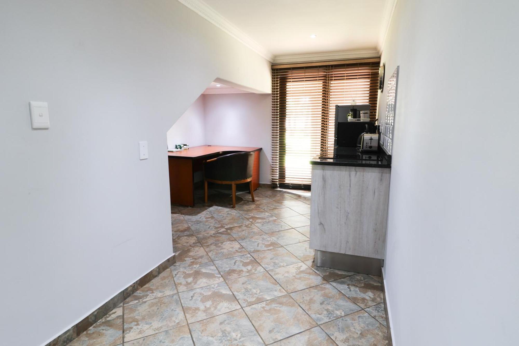 7 At Brainline Apartment Претория Екстериор снимка