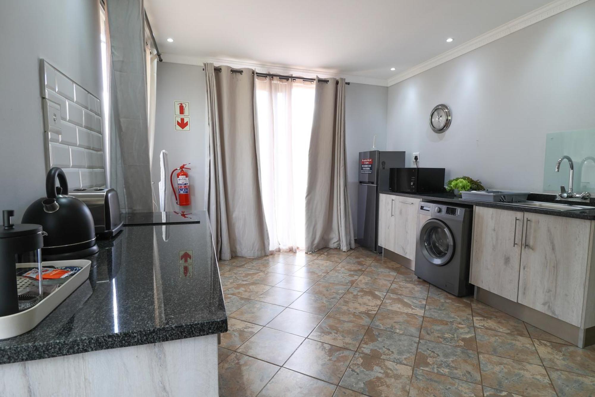 7 At Brainline Apartment Претория Екстериор снимка
